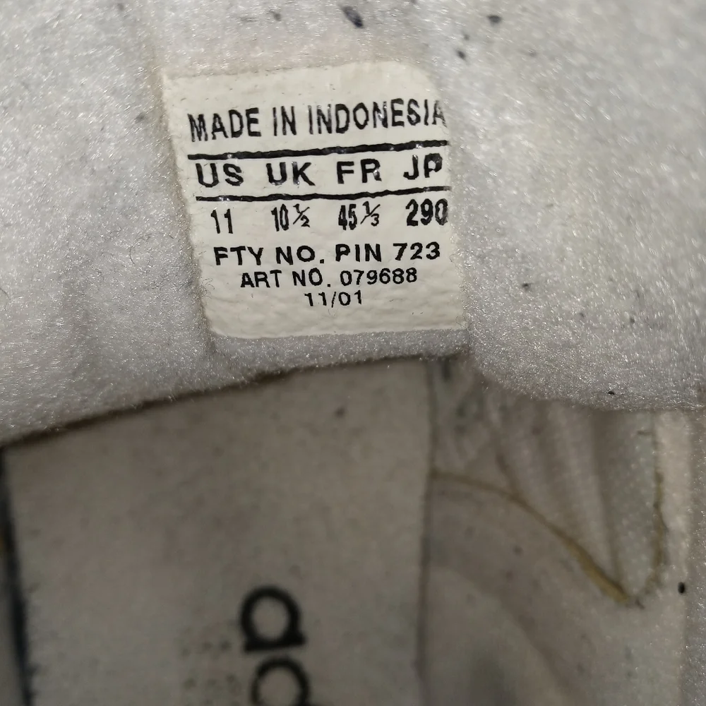 adidas - Picture 4 of 5